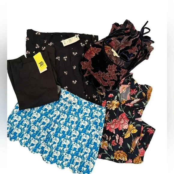 Tops - 🍀 MYSTERY NOT SO MYSTERIOUS BOX NWT AND NWOT